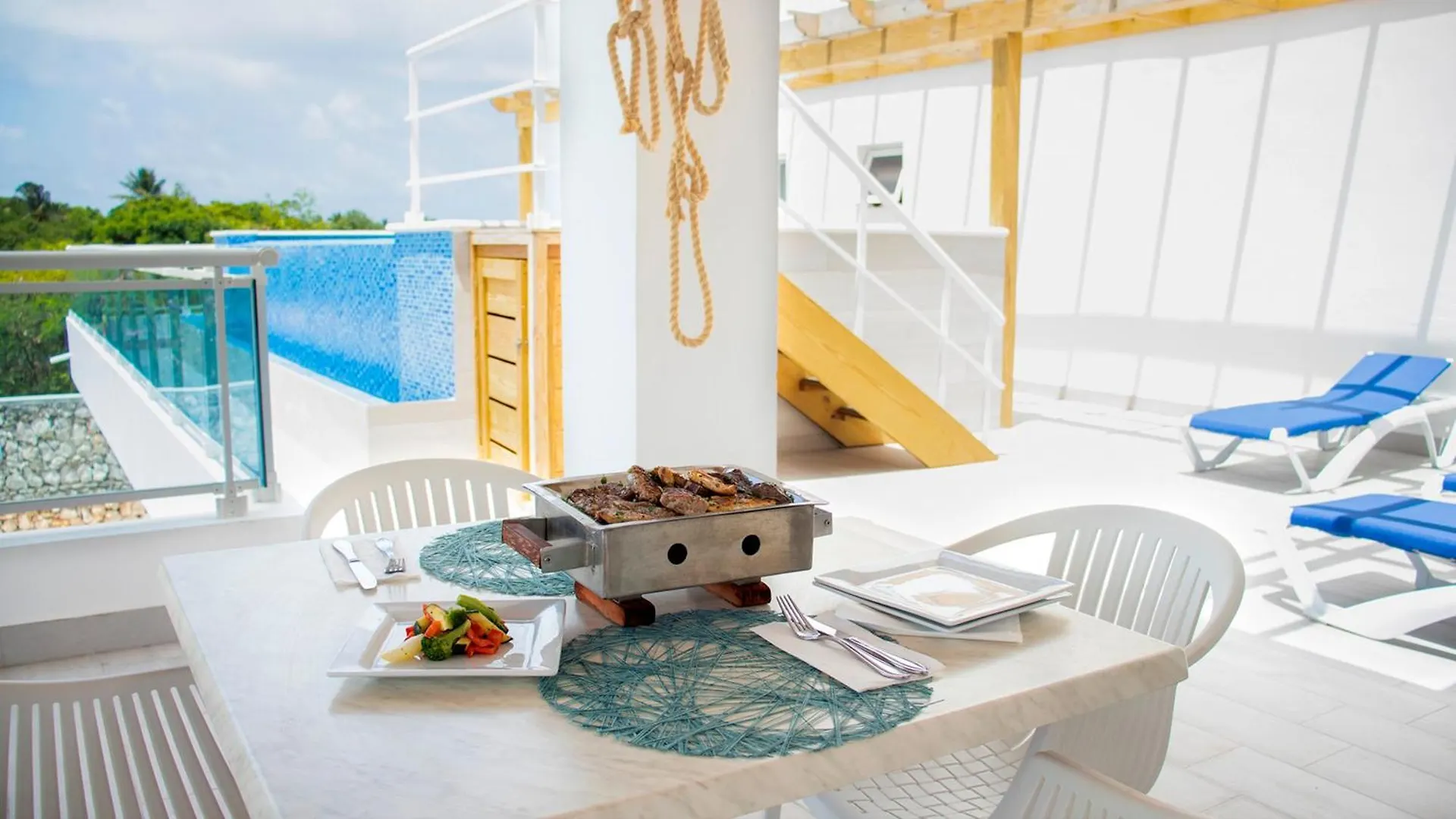 Hotel Capriccio Mare Y Restaurante Punta Cana 3*,